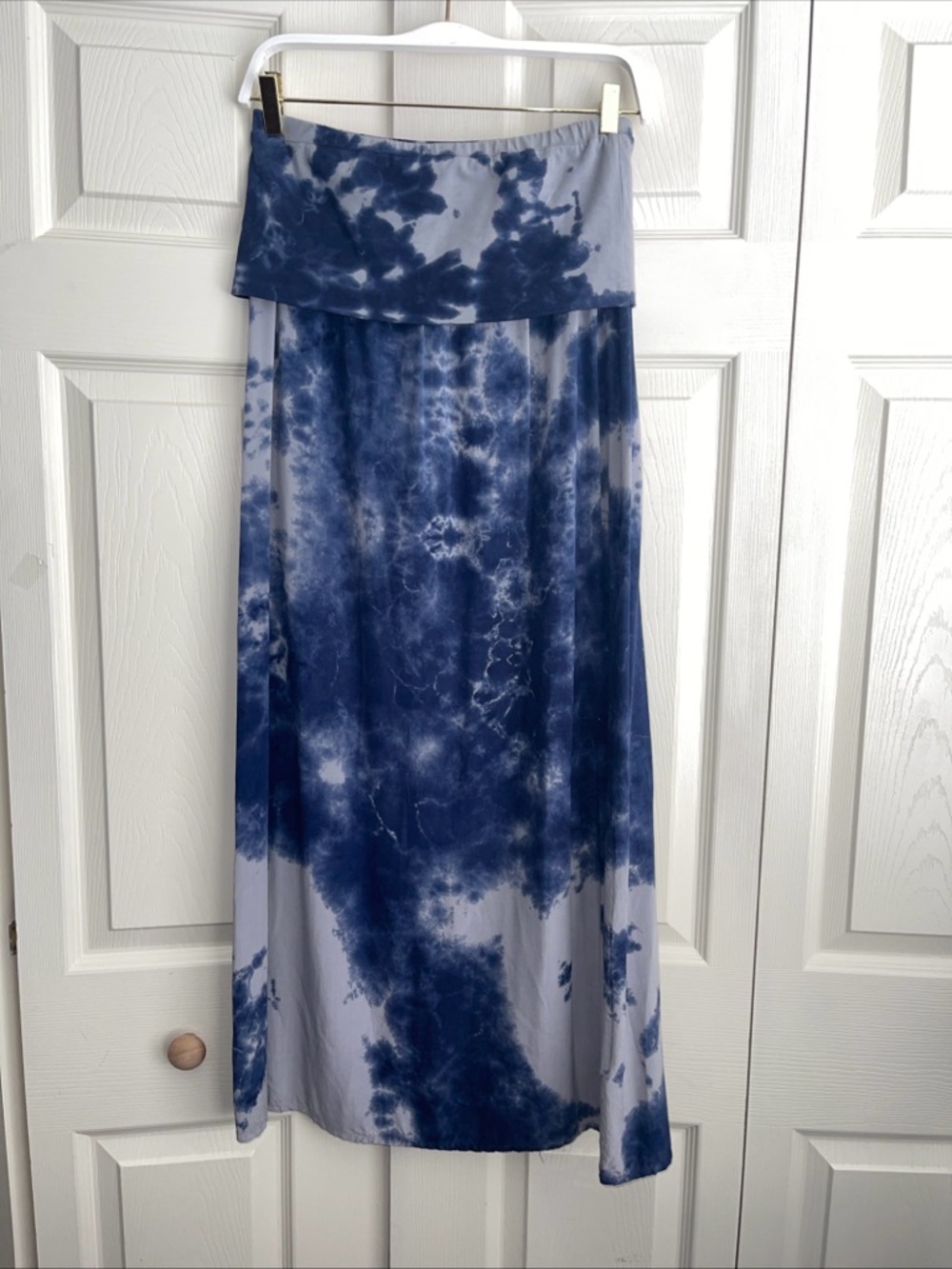 Splendid women's Tie-Dye Maxi Skirt.  # 0046
